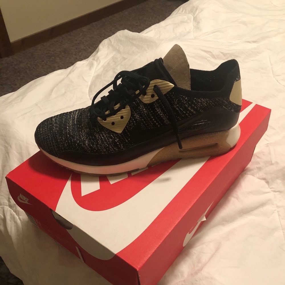 Nike shoes
